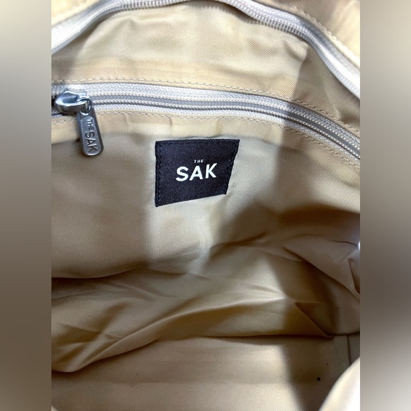 The Sak Beige Crocheted Purse with round wooden handle - Picture 2 of 3